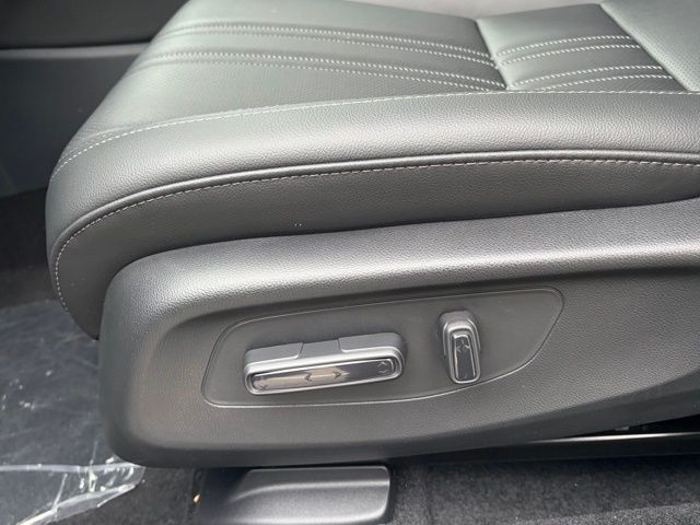 new 2026 Honda HR-V car, priced at $32,301