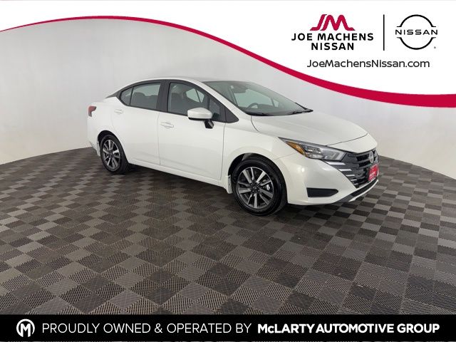 Aspen White Tricoat 2025 Nissan Versa SV FWD Sedan Front-Wheel Drive Continuously Variable Transmission