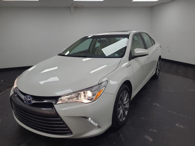 2016 Toyota Camry Hybrid XLE FWD