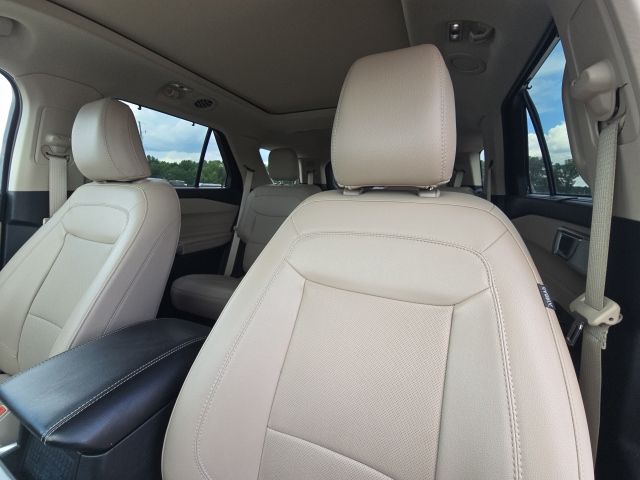 2023 Ford Explorer Limited:B02486