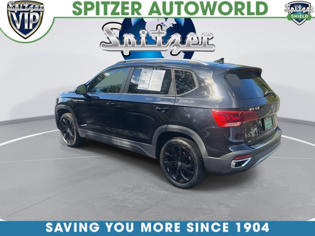 Certified Used 2023 Black Volkswagen 1.5T SE image 7