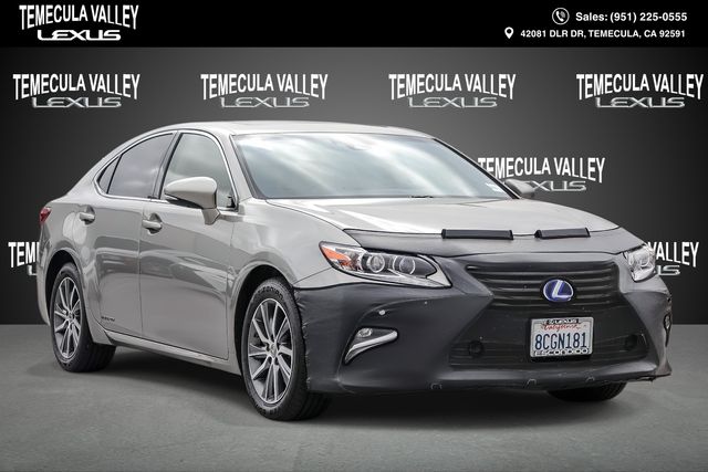 Silver 2018 Lexus ES Hybrid Sedan Front-Wheel Drive Continuously Variable Transmission