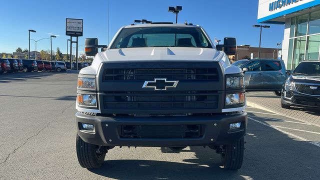 2024 Chevrolet Silverado 5500HD Work Truck 3