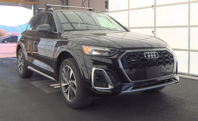 2024 Audi Q5 45 S line Premium Plus 2