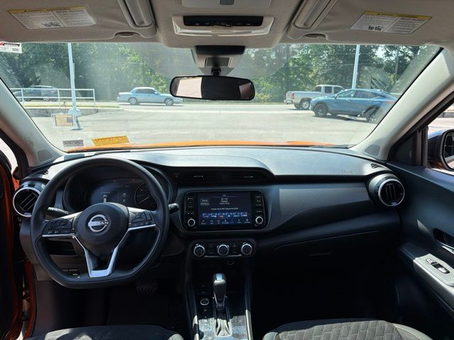 Used 2024 Nissan Kicks SUV