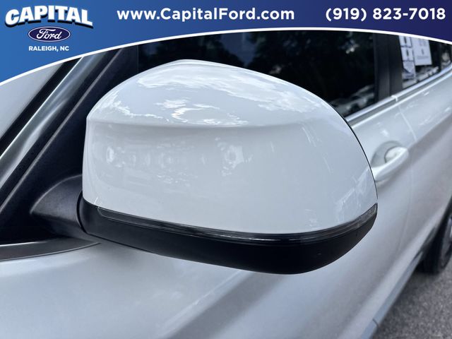 Used 2023 White BMW sDrive30i image 12