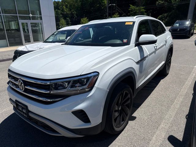2023 Volkswagen Atlas Cross Sport 2.0T SE w/Technology White at Sutliff Volkswagen