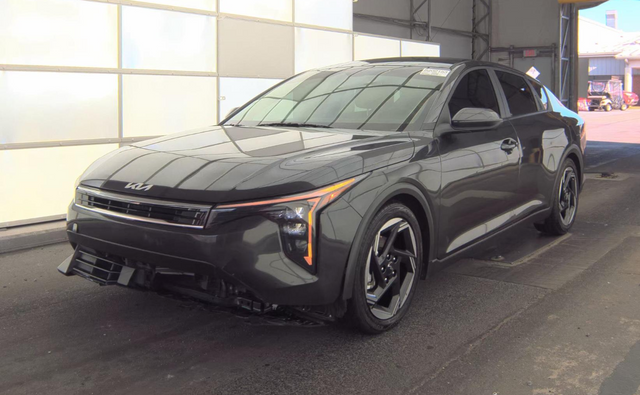 Interstellar Gray 2025 Kia K4 EX FWD Sedan Front-Wheel Drive Continuously Variable Transmission