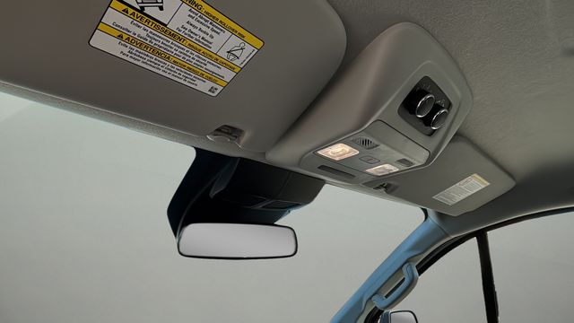 Used 2025 White Ford XLT image 27