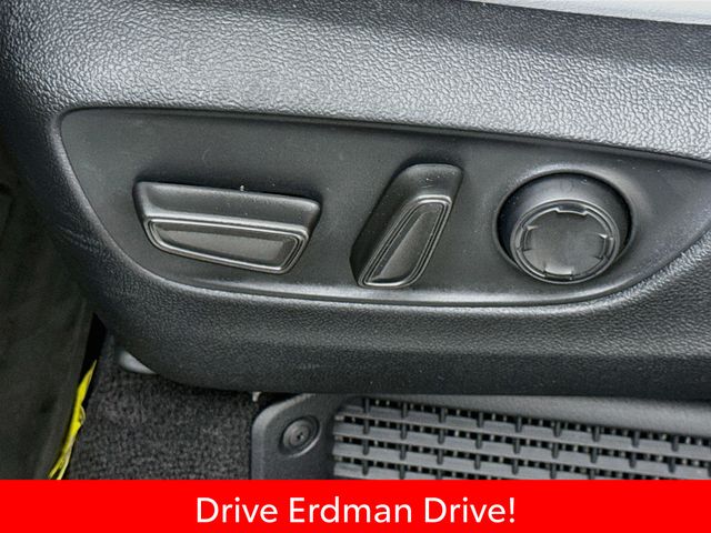 Used 2025 Toyota Sienna Van