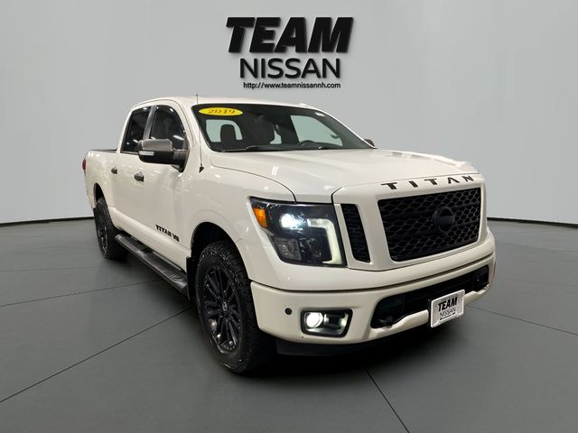 Pearl White 2019 Nissan Titan Pickup Truck Four-Wheel Drive 7-Speed Automatic
