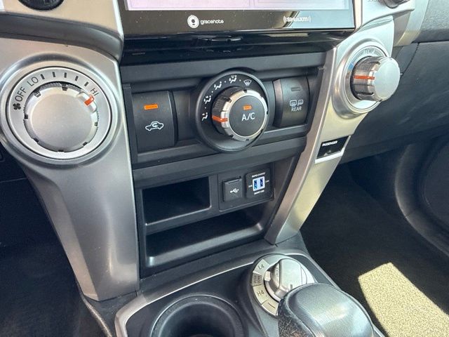2021 Toyota 4Runner SR5 - Photo 22
