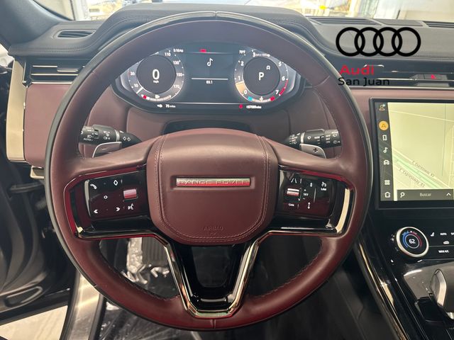 Used 2023 Black Land Rover SE Dynamic image 21