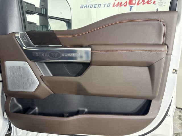 2025 Star White Metallic Tri-Coat Ford Super Duty F-250 SRW King Ranch 4X4 Truck