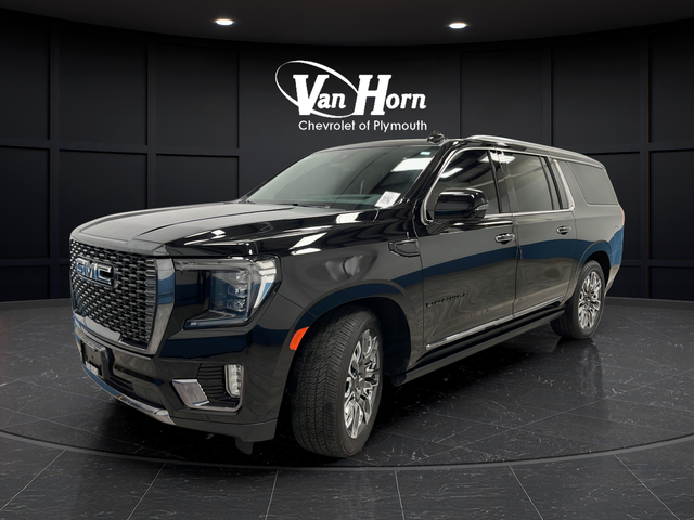 Used 2024 Onyx Black GMC Denali Ultimate image 3