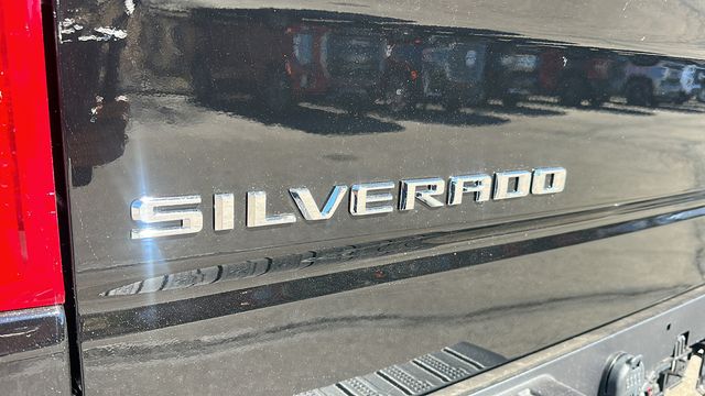 2025 Chevrolet Silverado 1500 LT 14