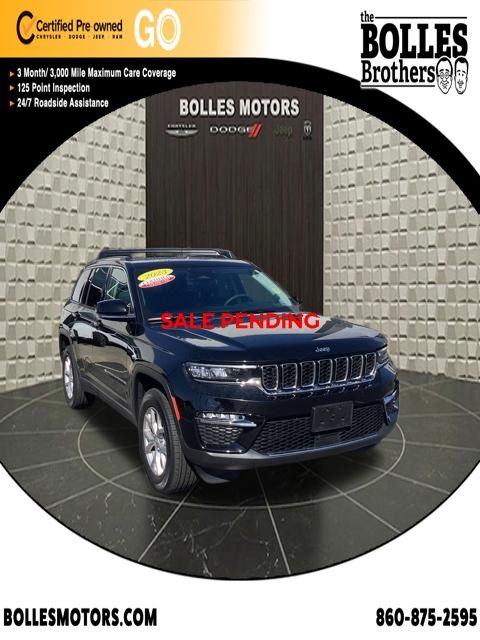 Diamond Black Crystal Pearlcoat 2023 Jeep Grand Cherokee SUV / Crossover Four-Wheel Drive 8-Speed Automatic