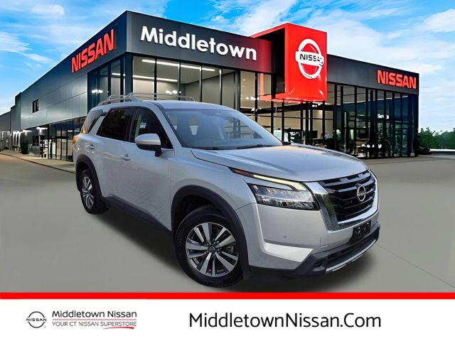 Brilliant Silver Metallic 2024 Nissan Pathfinder SUV / Crossover All-Wheel Drive 9-Speed Automatic