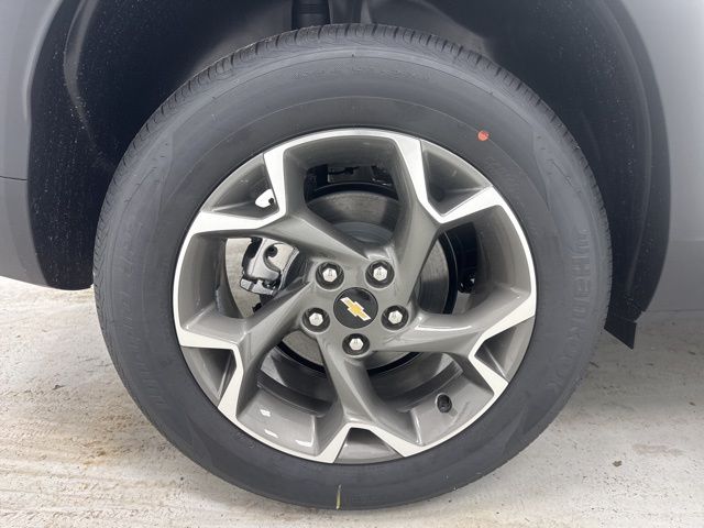 new 2026 Chevrolet Trax car, priced at $23,885