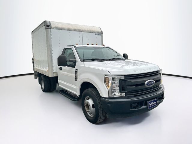 2019 Ford F-350 Super Duty Chassis XL DRW RWD