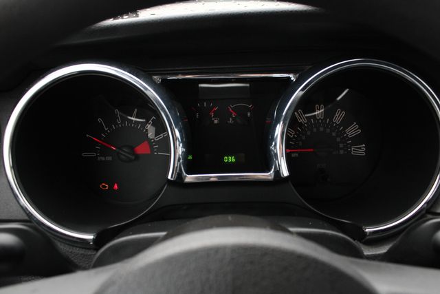 Used 2008 Silver Ford V6 Deluxe image 10