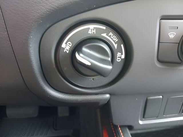 Used 2024 Nissan Frontier Truck