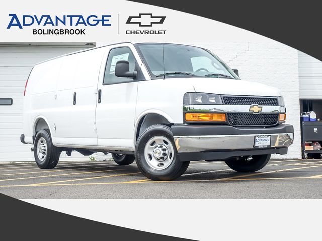 Summit White 2026 Chevrolet Express Cargo Van Rear-Wheel Drive