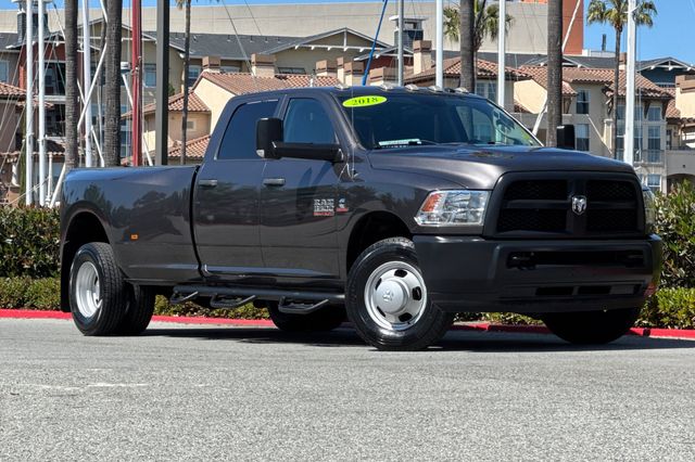 Crystal Metallic 2018 RAM 3500 Tradesman Crew Cab LB DRW RWD Pickup Truck 4X2 6-Speed Automatic