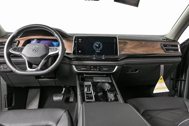 new 2026 Volkswagen Atlas car, priced at $46,918