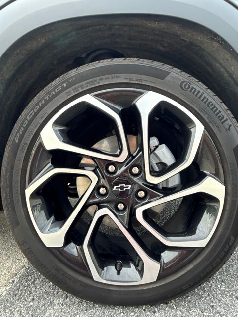 2025 Chevrolet Trax 2RS:168988B
