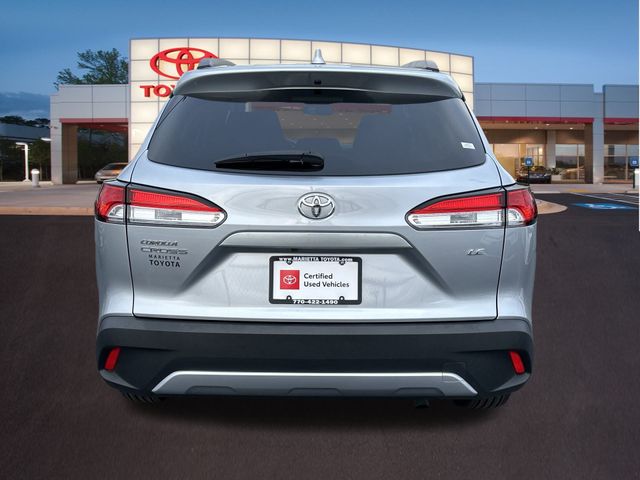 2023 Toyota Corolla Cross LE 29