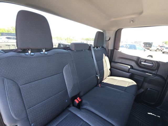 2023 Chevrolet Silverado 1500 Custom:46743A