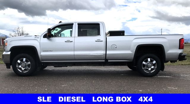 Used 2017  GMC SLE image 5