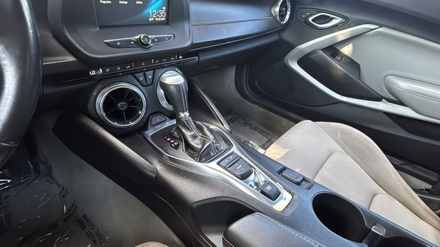 Used 2018 Silver Chevrolet 1LT image 14