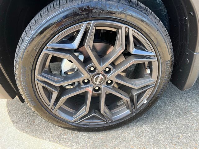 Used 2025 Nissan Kicks SUV