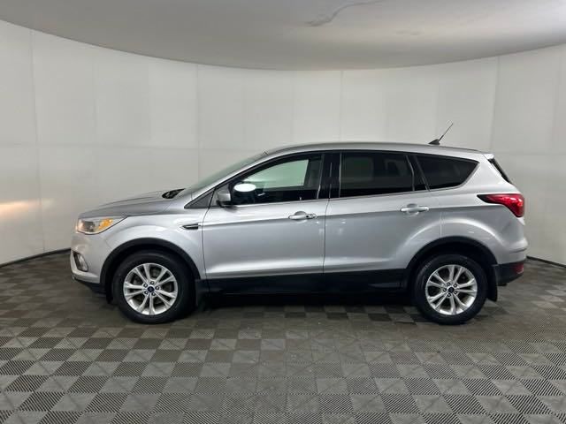 2019 Ford Escape SE 10