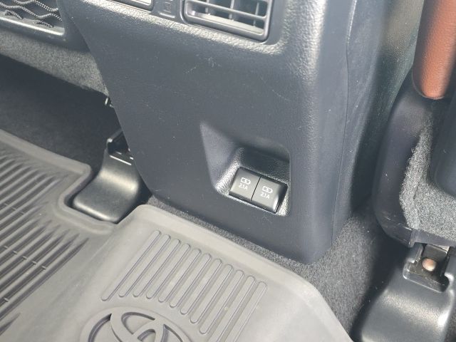 Photo of 2022 Toyota 4Runner Limited in Dallas, GA - 16,  2022 Toyota 4Runner Limited:B01813