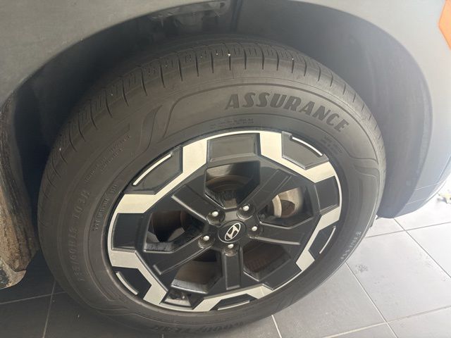 2024 Hyundai Santa Fe SEL Black at North Houston Mitsubishi