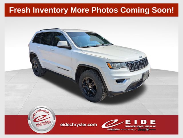 Bright White Clearcoat 2017 Jeep Grand Cherokee SUV / Crossover Four-Wheel Drive 8-Speed Automatic