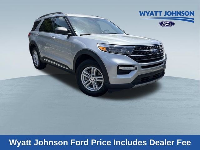Silver Metallic 2023 Ford Explorer SUV / Crossover All-Wheel Drive Automatic