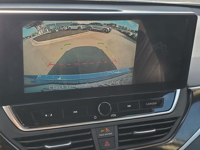 Used 2023 Nissan Altima Sedan