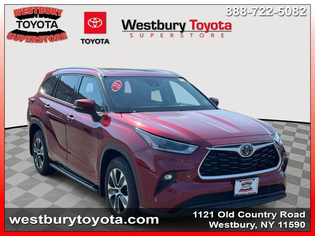 Red (Ruby Flare Pearl) 2021 Toyota Highlander XLE AWD SUV / Crossover All-Wheel Drive 8-Speed Automatic