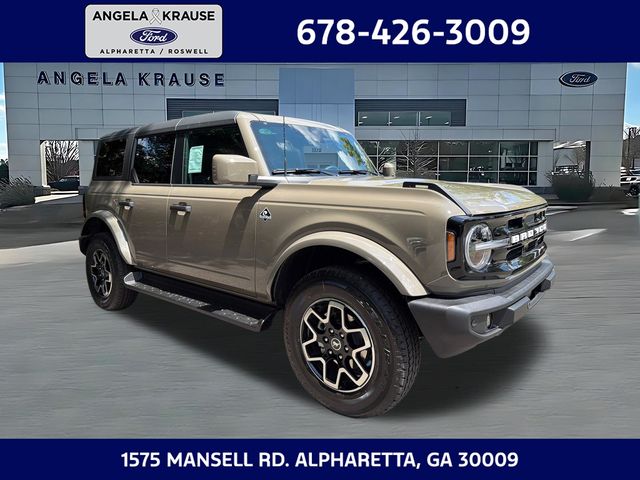 2026 Ford Bronco Outer Banks