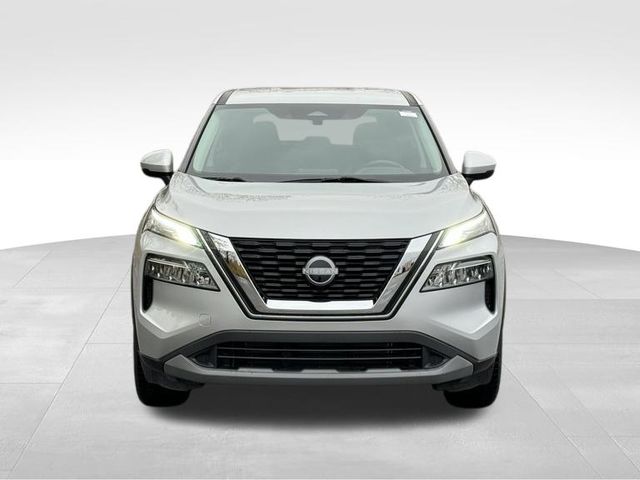 2022 Nissan Rogue SV 8