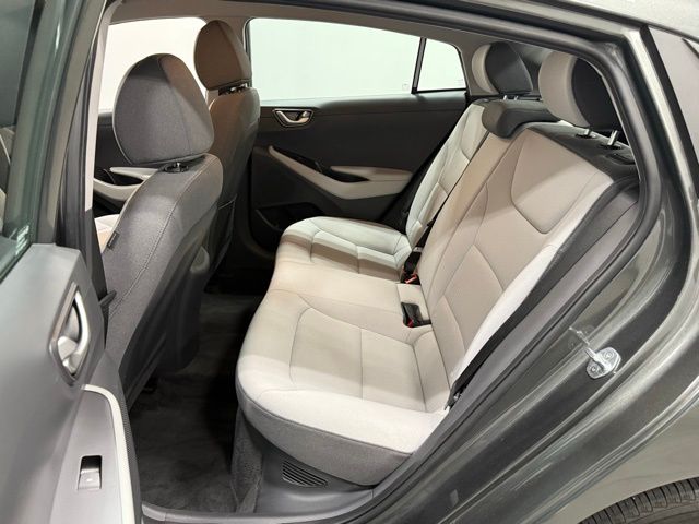 2022 Hyundai IONIQ Hybrid Blue photo