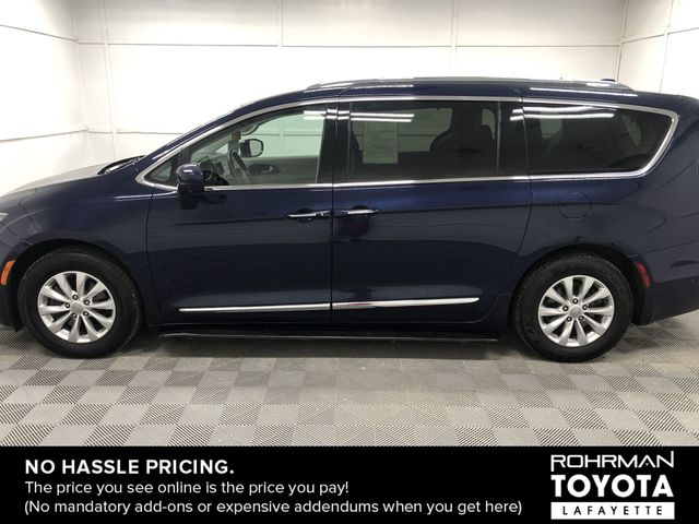 2018 Chrysler Pacifica Touring L 3