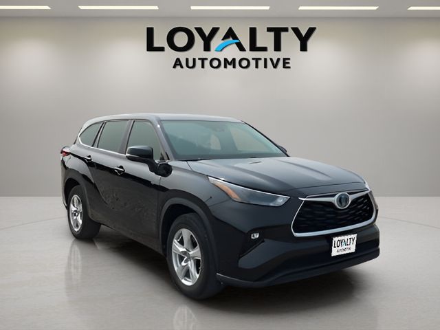 Used 2023 Toyota Highlander Hybrid SUV