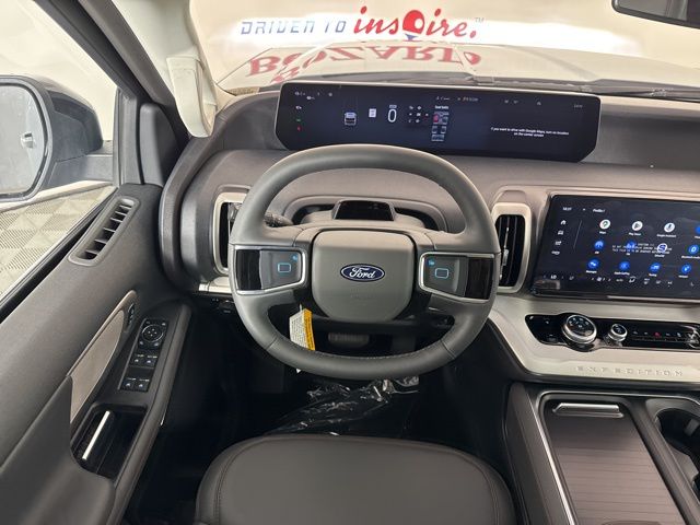 2025 Glacier Gray Metallic TriCoat Ford Expedition Max 4X4 SUV