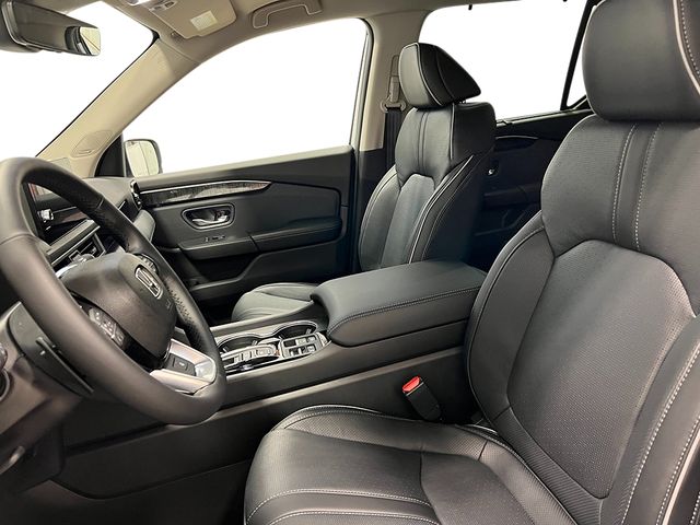 2025 Honda Pilot Elite photo