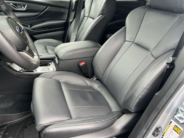 Used 2025 Silver Subaru Limited image 34